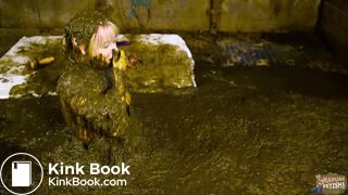 2 Girls 1 Manure Channel