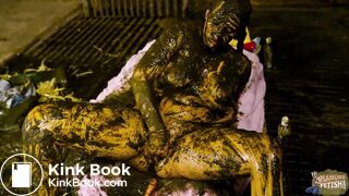 Farmer girl Bettys messy mistake - bathing in cowshit