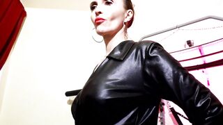 Femdom Dominatrix Mistress Eva Latex FootFetish Big Dick Footjob BDSM Oiled Feet Milf Leather Kink