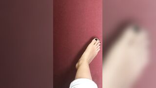 Foot fetish. Instagram model Holly Wow sexy soles. Cum for me!!!