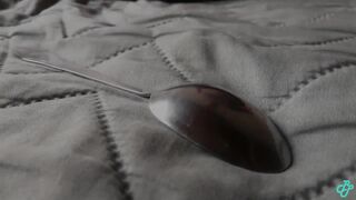 Eating cum with a spoon from my belly button after a huge cumshot (Fetish) - Catalina Days