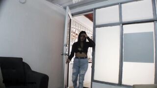 A mi hermanastra le gusta mucho la fiesta - Porno en Español