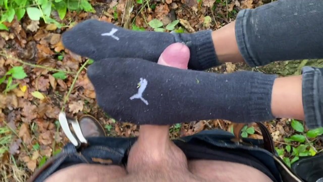 DIRTY Surprise SOCKJOB while Hiking. Naughty Teen ???? - Puma Socks (outdoors, in public)