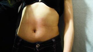 My 18 year old girlfriend gets warm pressing her belly with my hands her soft belly is delicious P2