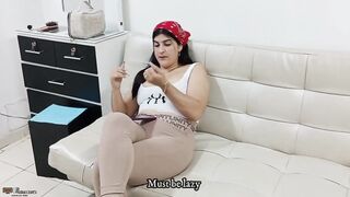 Lesbianas sexis colombianas se follan sus coños - porno en español