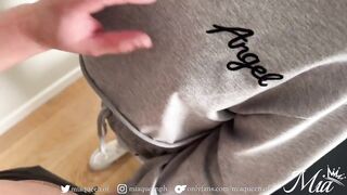 Surprise cum in mouth for teen Mia! She didn't expect that huge load down her throat! ♡
