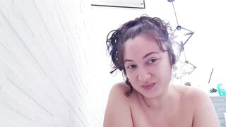 I was so horny and secretly squirted in my leggings in my friend bathroom