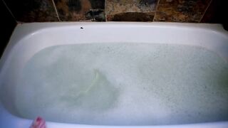 Bubble Bath Pee & Masturbate