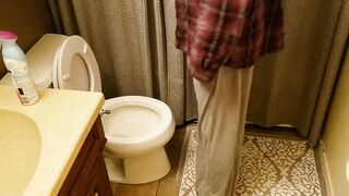 Holding my boyfriend's dick while he pees | long pee | sexy legs and feet
