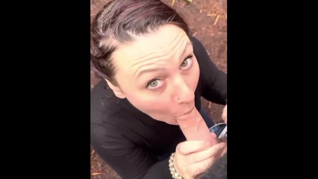 Caught hairy milf by surprise pissing during blowjob public fucking