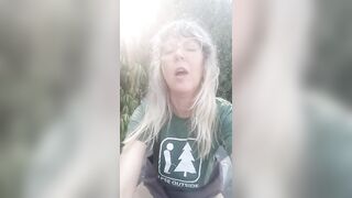 Glasses Granny Pee