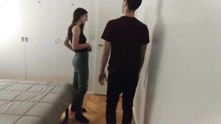 College student strips down and gets creampie - Hot amateur sex