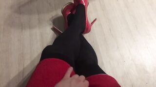 Sexy Crossdresser masturbates in POV