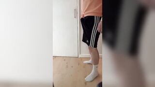 VACUUM CLEANER SUCKING me OFF ** HUGE CUMSHOT in a CONDOM / BIG DICK **