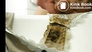 Jeux scatos, masturbation, caca culotte, pipi, culottes souilées, éjaculations