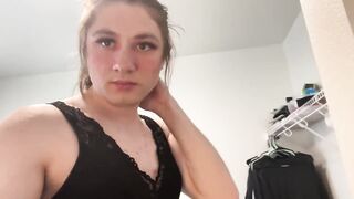 Please please please let me wear your cum on my face