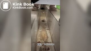 The Girl Defecated In The Dirty Toilet 36