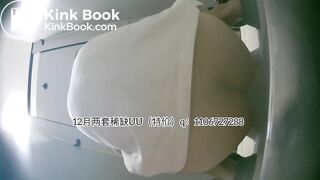 Beautiful women pooping in the toilet 27