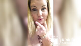 Big Ass BBW Shitting In Cup