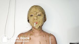 Latina Extreme Diarrhea Smearing