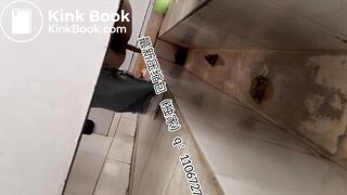 Beautiful women pooping in the toilet 27