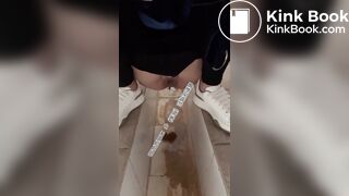 Beautiful women pooping in the toilet 28