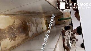 Beautiful women pooping in the toilet 29