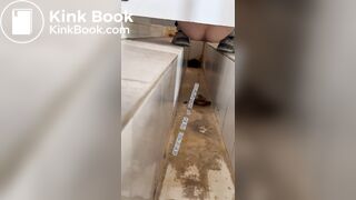 Beautiful women pooping in the toilet 30