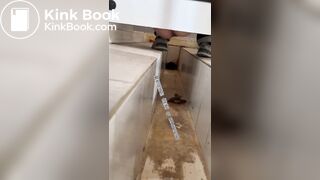 Beautiful women pooping in the toilet 30