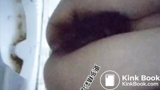 Beautiful women pooping in the toilet 33