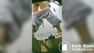 Beautiful women pooping in the toilet 37