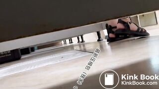 Beautiful women pooping in the toilet 35