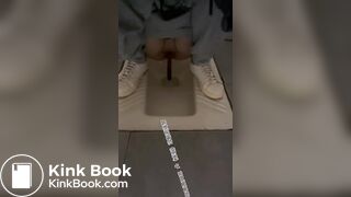 Beautiful women pooping in the toilet 41