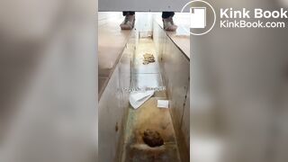 Beautiful women pooping in the toilet 47