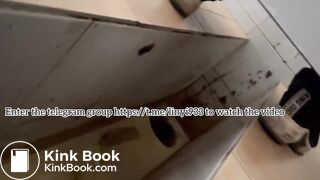 Beautiful women pooping in the toilet 57