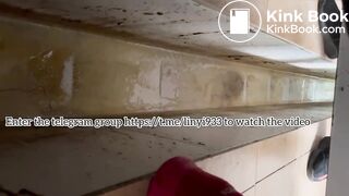 Beautiful women pooping in the toilet 57