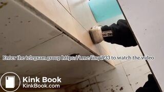 Beautiful women pooping in the toilet 57