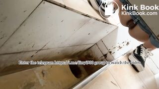 Beautiful women pooping in the toilet 59