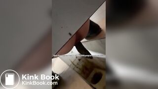 Beautiful women pooping in the toilet 60