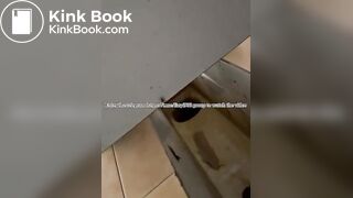 Beautiful women pooping in the toilet 60