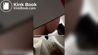 Beautiful women pooping in the toilet 60