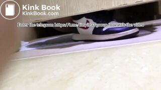 Beautiful women pooping in the toilet 61