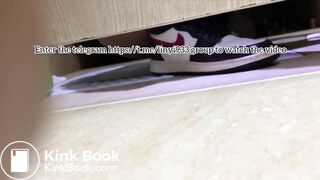 Beautiful women pooping in the toilet 61