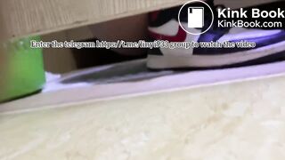 Beautiful women pooping in the toilet 61