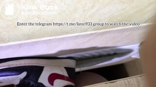 Beautiful women pooping in the toilet 61