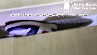 Beautiful women pooping in the toilet 61