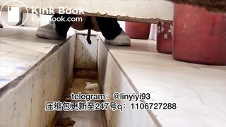 Beautiful women pooping in the toilet 53