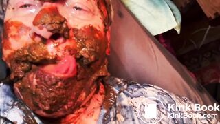 Black Man Feeds a Shit Eating Photojournalist