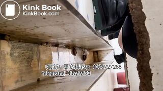 The girl excreted profusely in the toilet 62