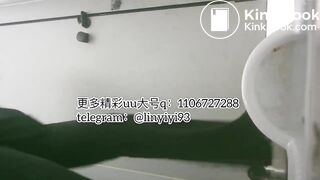 The girl excreted profusely in the toilet 61